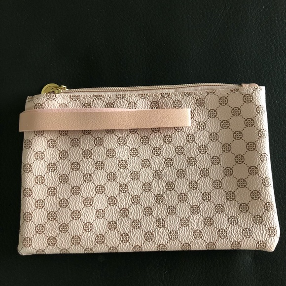 Handbags - Pink Graphic Print Clutch Wristlet